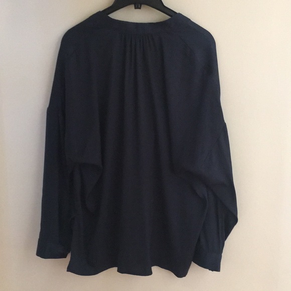 Aritzia Babaton midnight blue silky blouse S - Picture 2 of 6